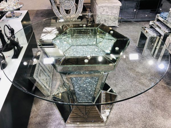 Crushed Diamond Round Dining Table